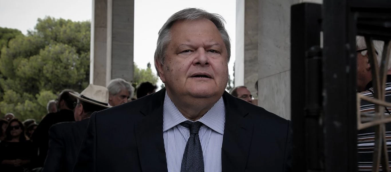 Ε.Βενιζέλος: «Υπάρχει πρόταση του Μπιλ Γκέιτς για εμφύτευση chip σε όλους - Ο ιός μπορεί να αλλάξει τα πάντα»